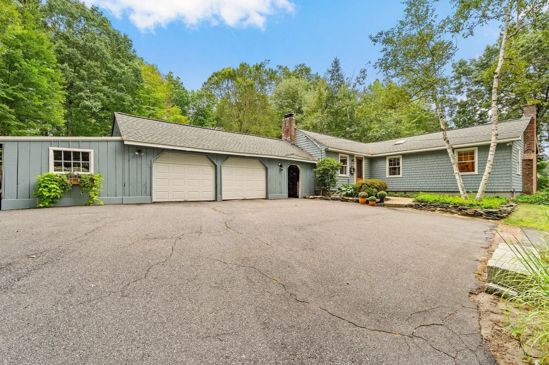 Photo of 91 Still River Road