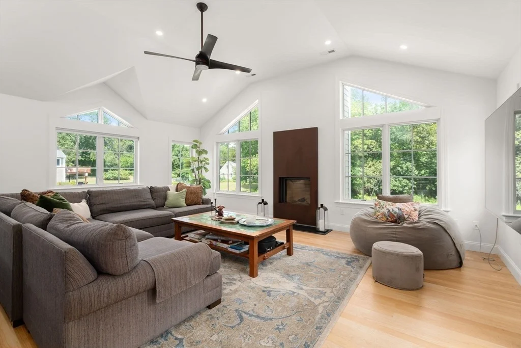 Photo of 54 Meadowbrook Road