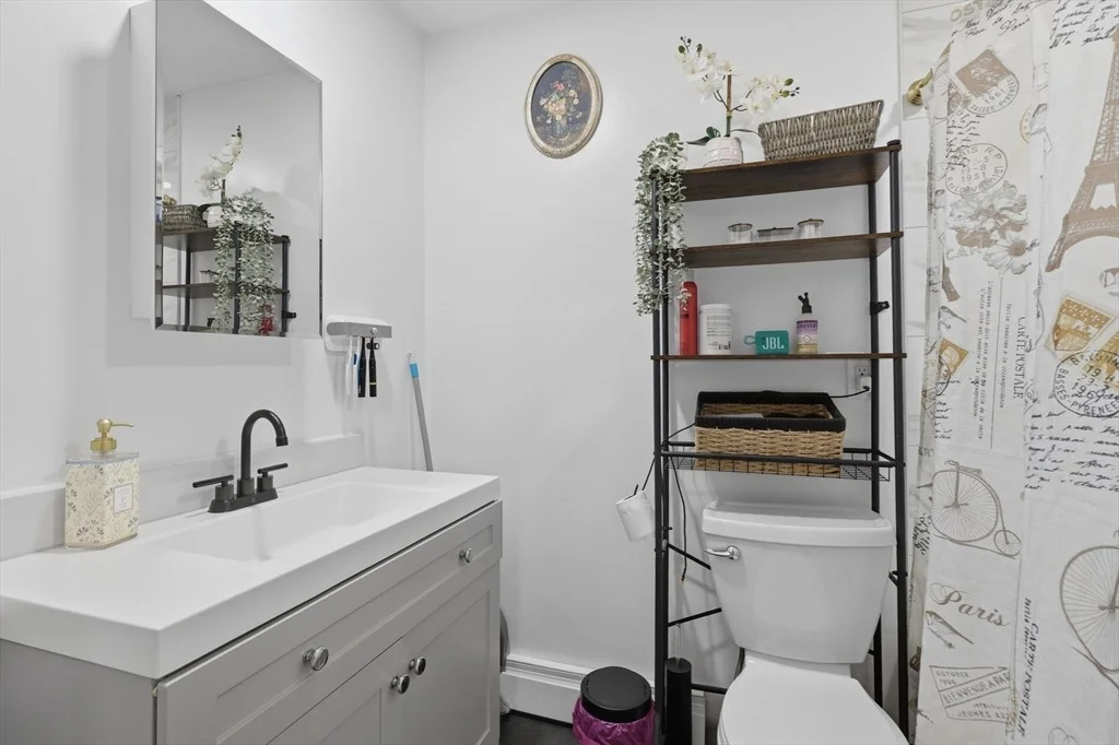 Photo of 230 Evelina Drive