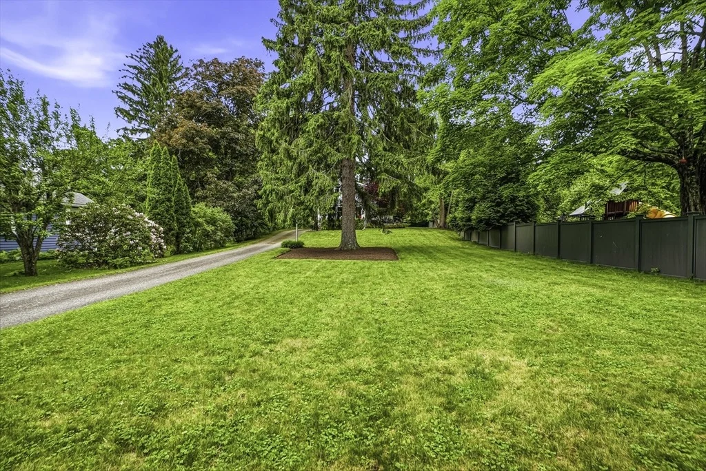 Photo of 26 Leach Ln