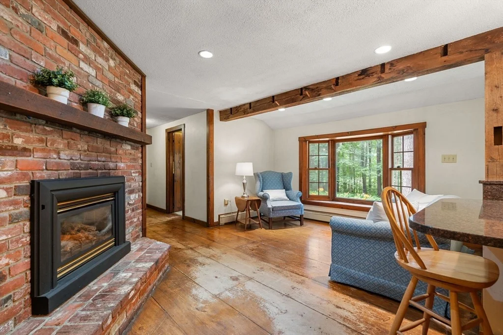Photo of 124 Raddin Rd