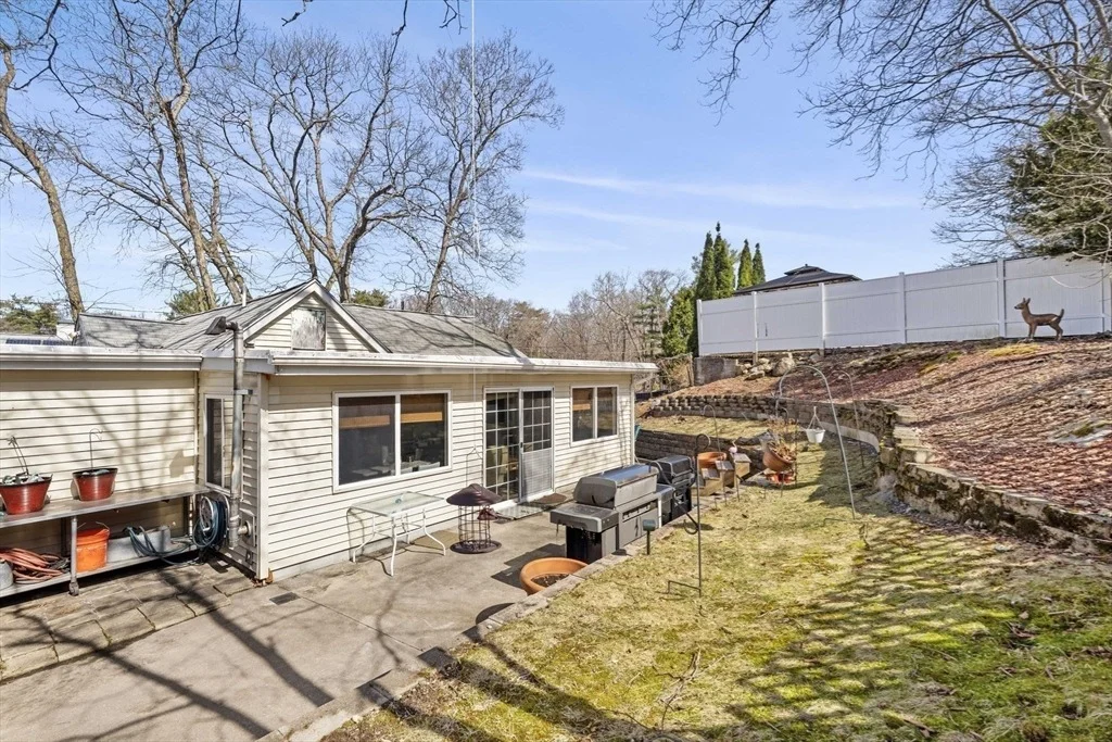 Photo of 91 Great Woods Road
