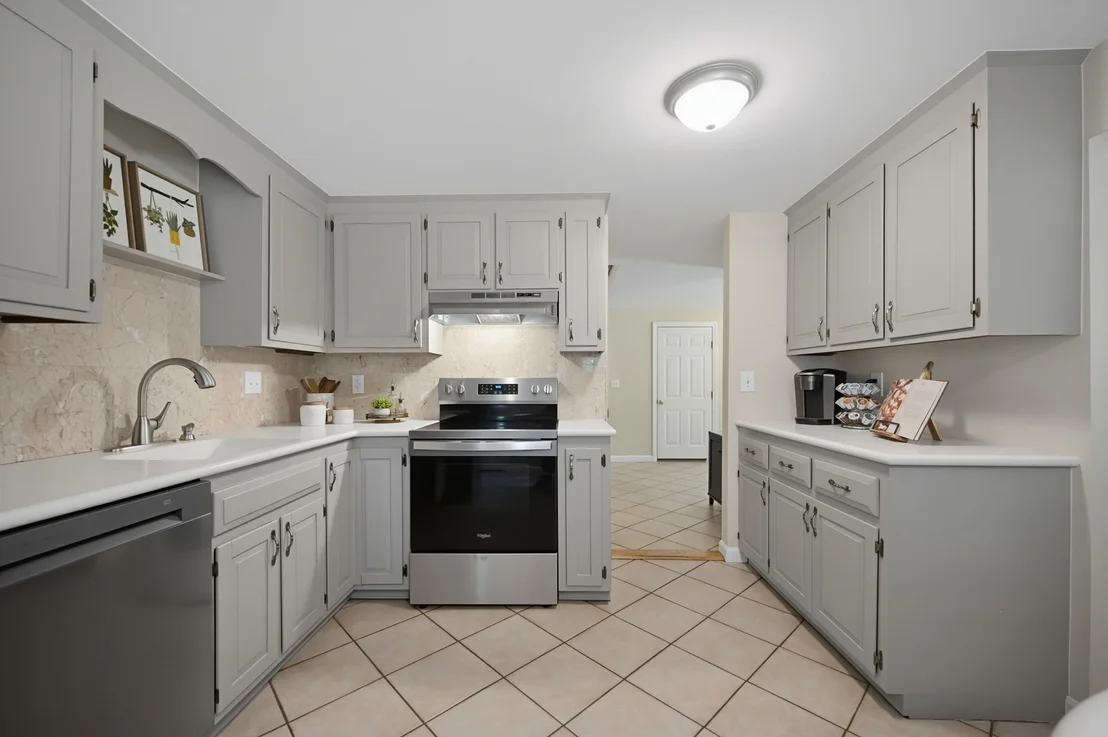 Photo of 21 Stagecoach Dr