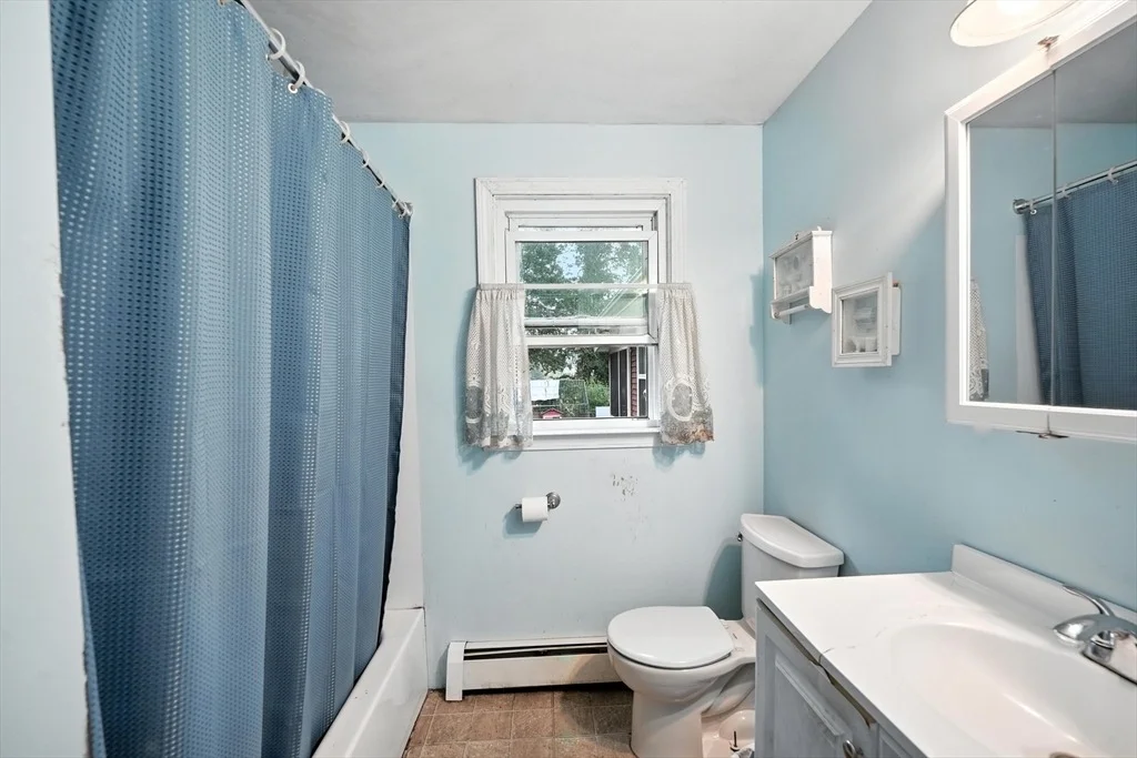Photo of 43 Colony Dr