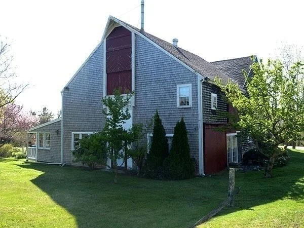 Photo of 660 Main St/.Route 6a