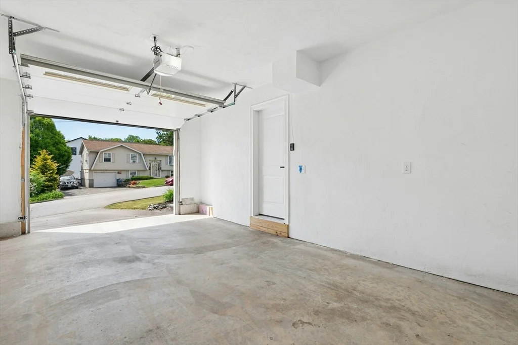 Photo of 129 Derby St