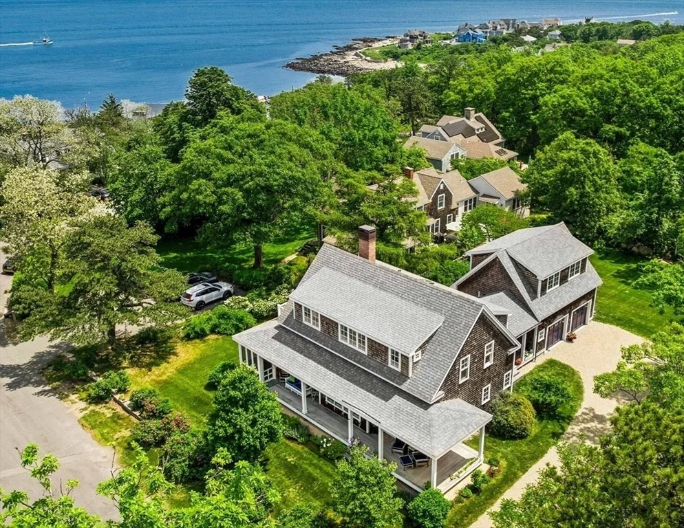 Photo of 92 Phillips Ave
