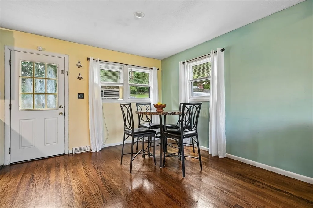 Photo of 12 Barnard Rd