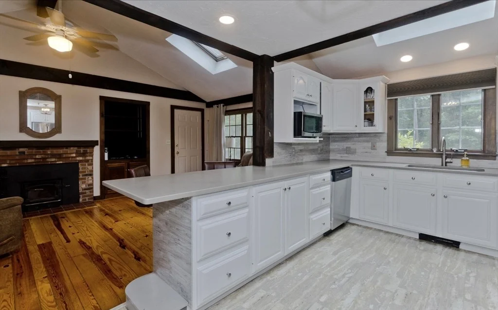 Photo of 4 Caroline Cir