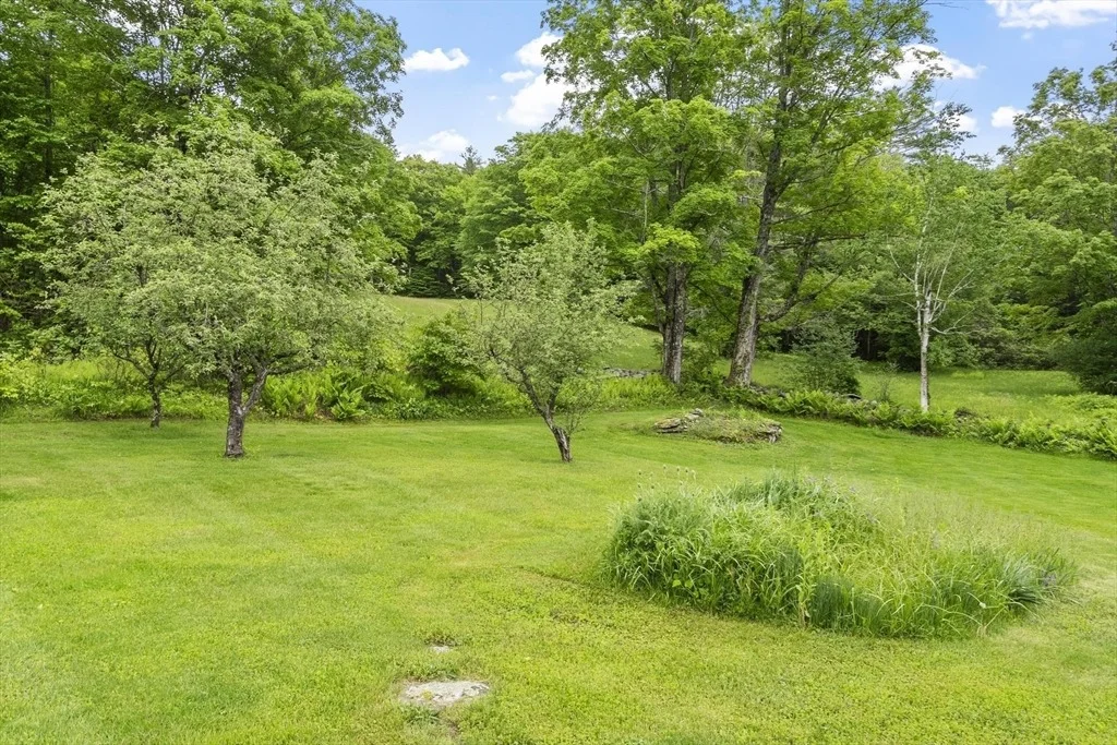 Photo of 240 Farley Rd