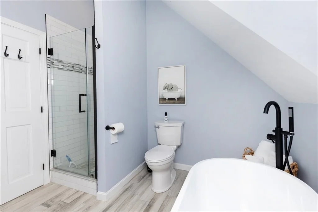 Photo of 8 Millbrook Lane