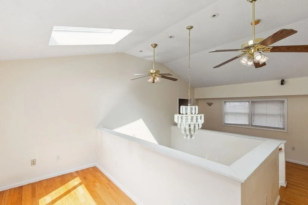 Photo of 54 Lisa Dr
