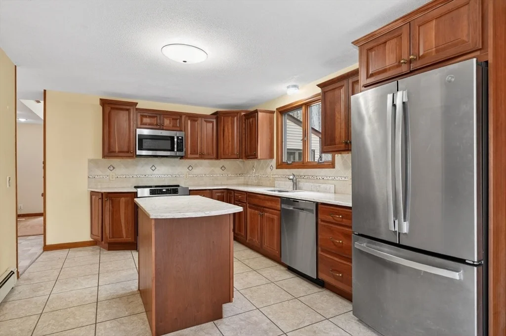 Photo of 565 Langen Rd