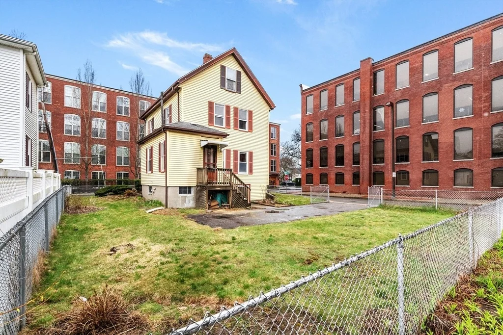 Photo of 16 Lake St