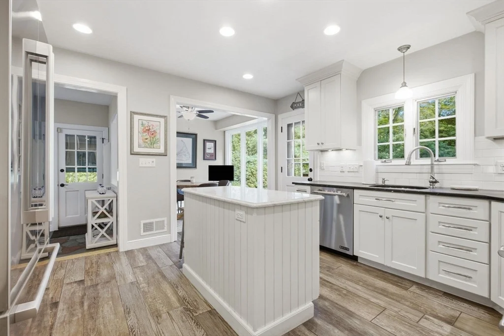 Photo of 280 Singletary Lane
