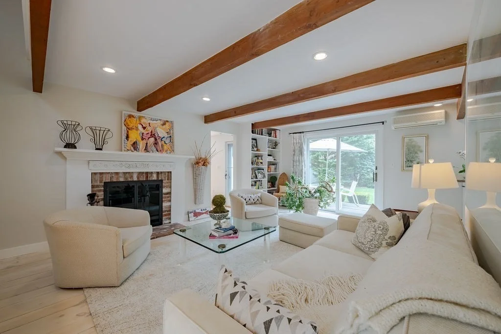 Photo of 39 Rosewood Ln