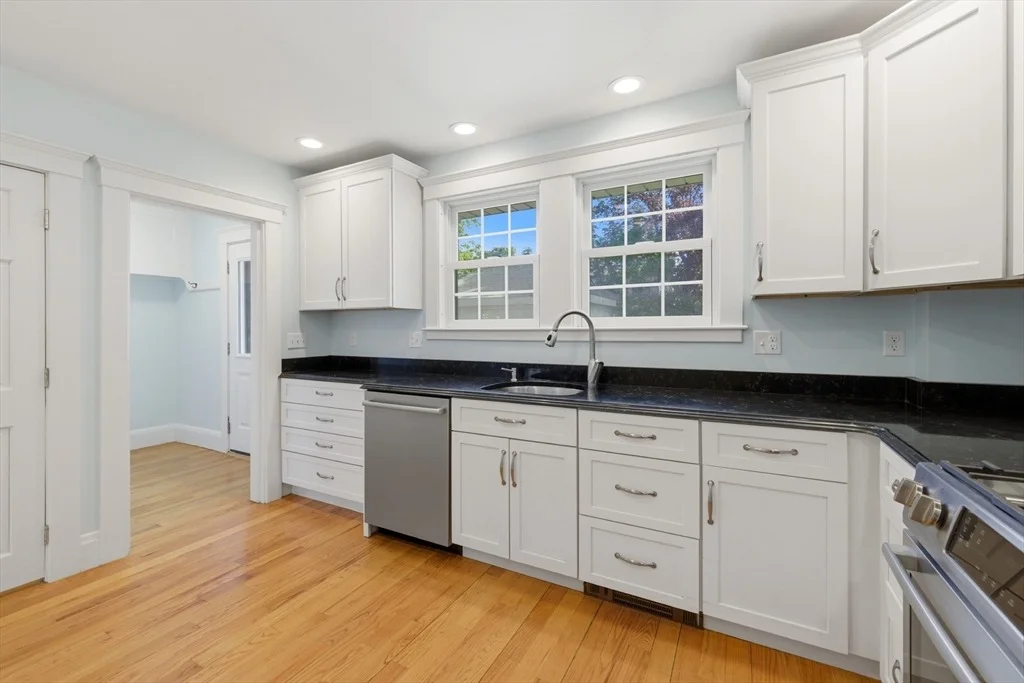 Photo of 9 Cedar St