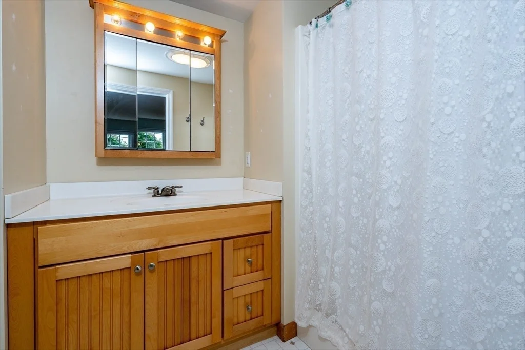 Photo of 21 Wilton Dr