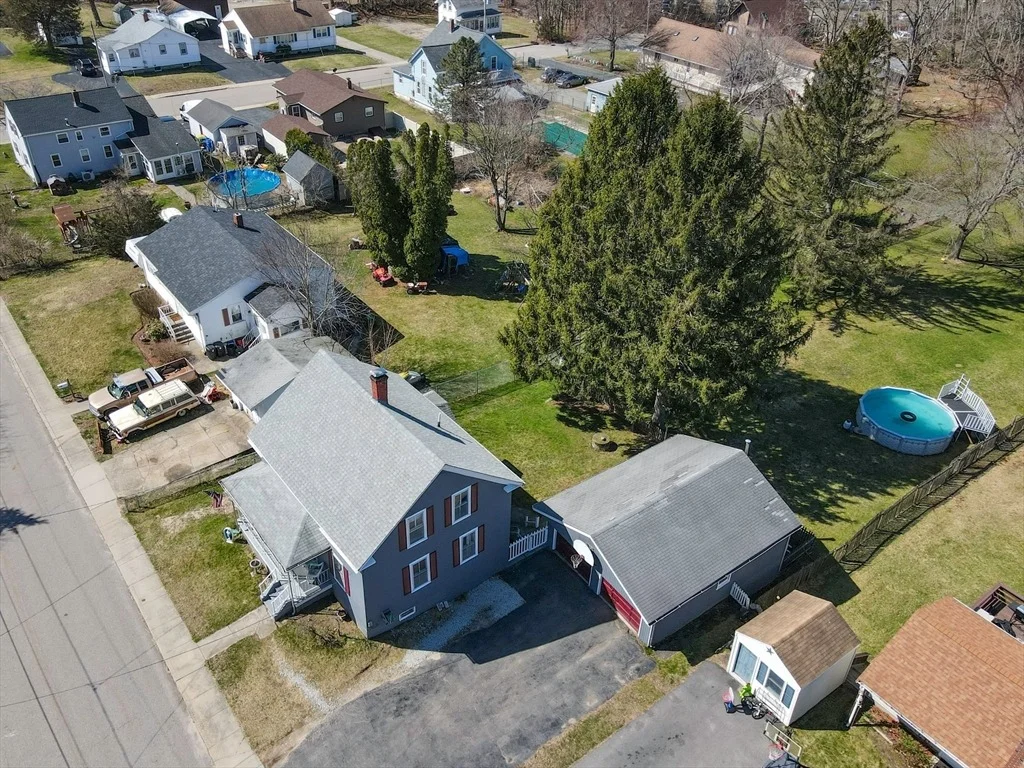 Photo of 112 King St