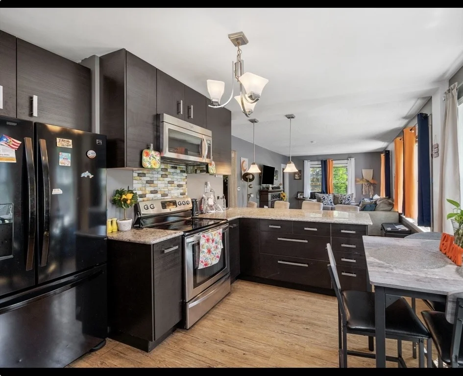 Photo of 8 Wickman Dr