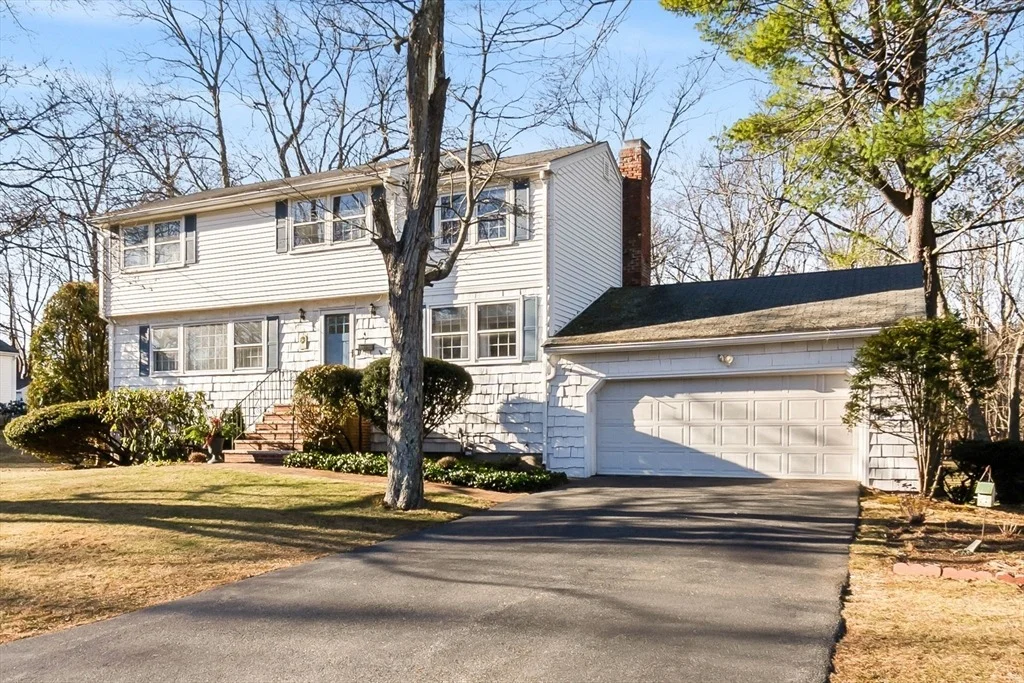 Photo of 4 Briarwood Drive