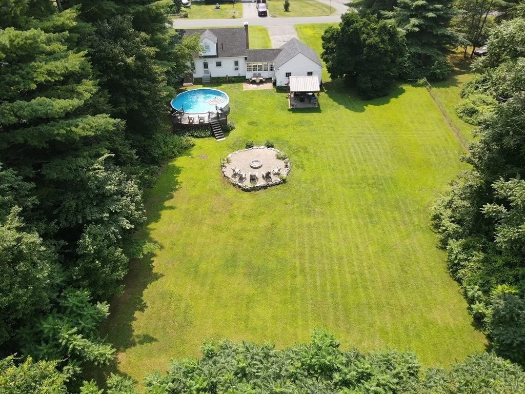 Photo of 84 Thayer Rd