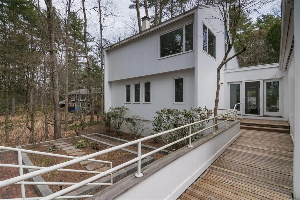Photo of 43 Morgan Cir