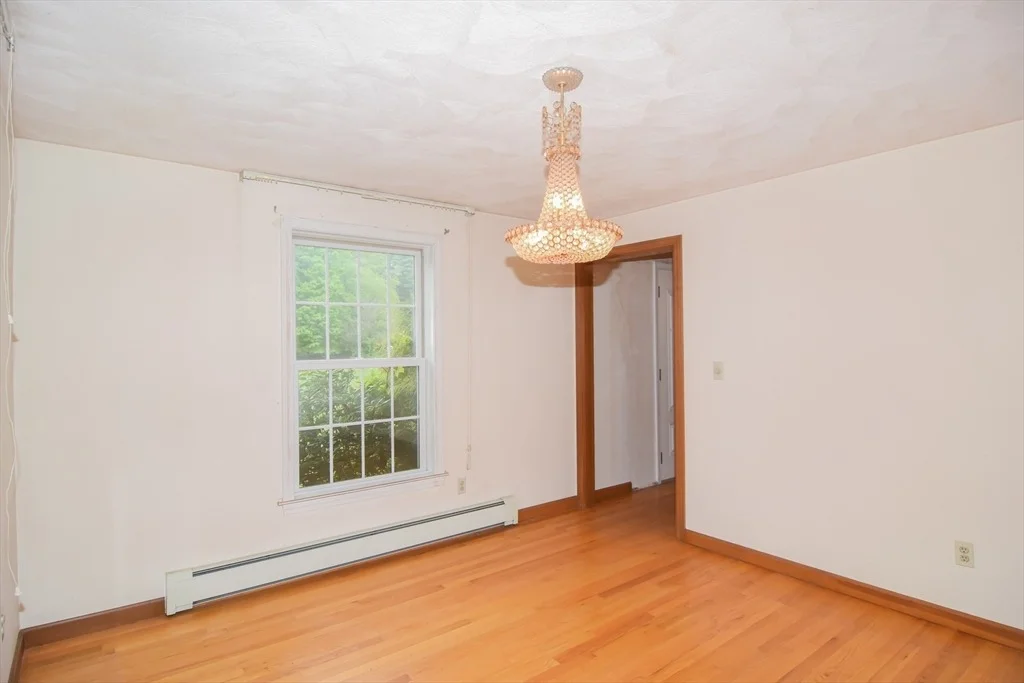 Photo of 356 Linebrook Rd.