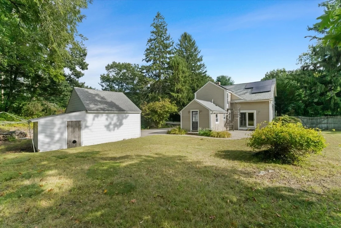 Photo of 82 Boston Rd