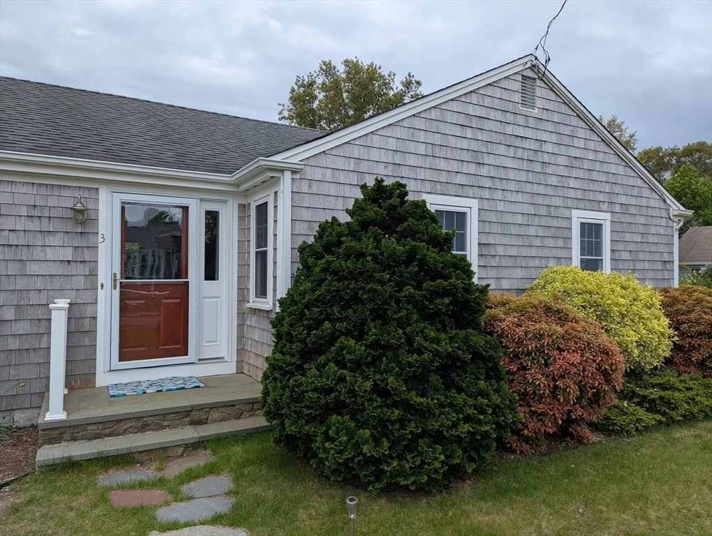 Photo of 3 Newcomb Dr