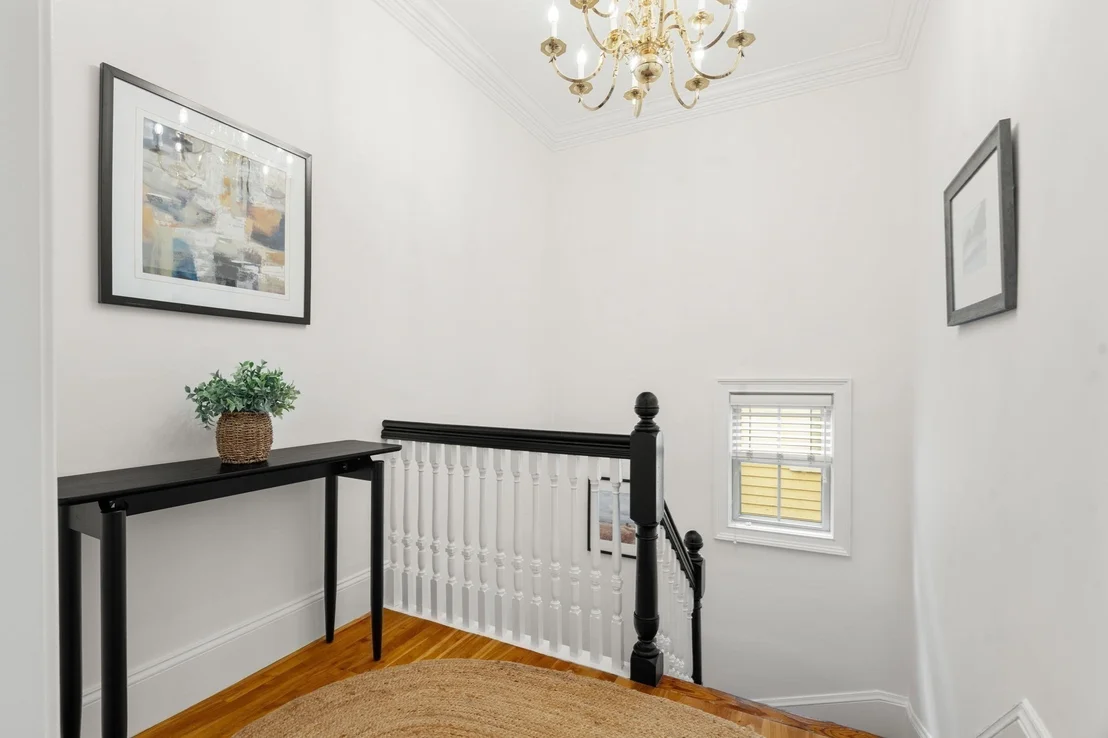 Photo of Unit 3 at 35 White Pl