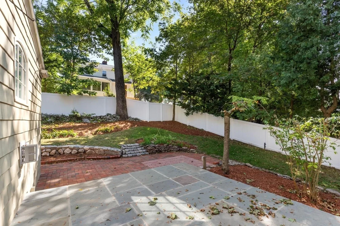 Photo of 30 Allen Road