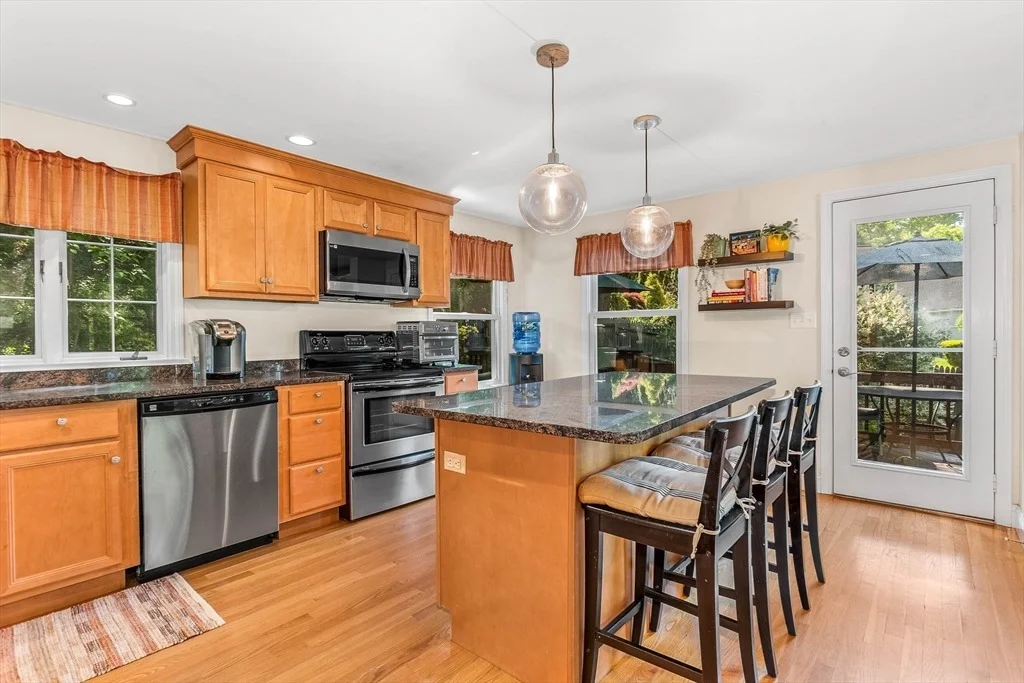 Photo of 33 Overlook Ave