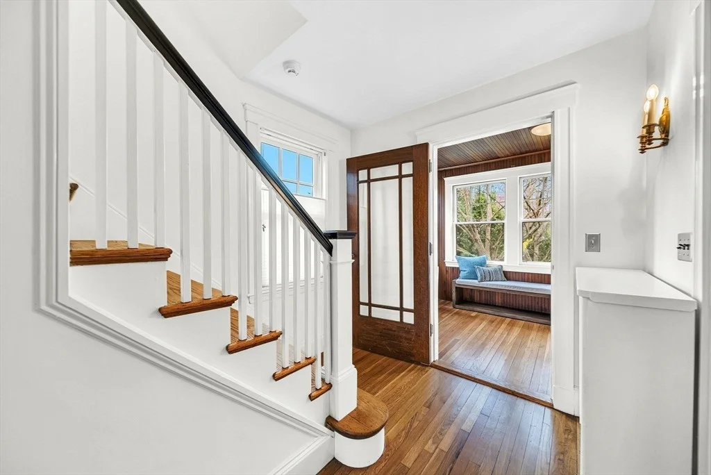 Photo of 29 Thaxter Rd