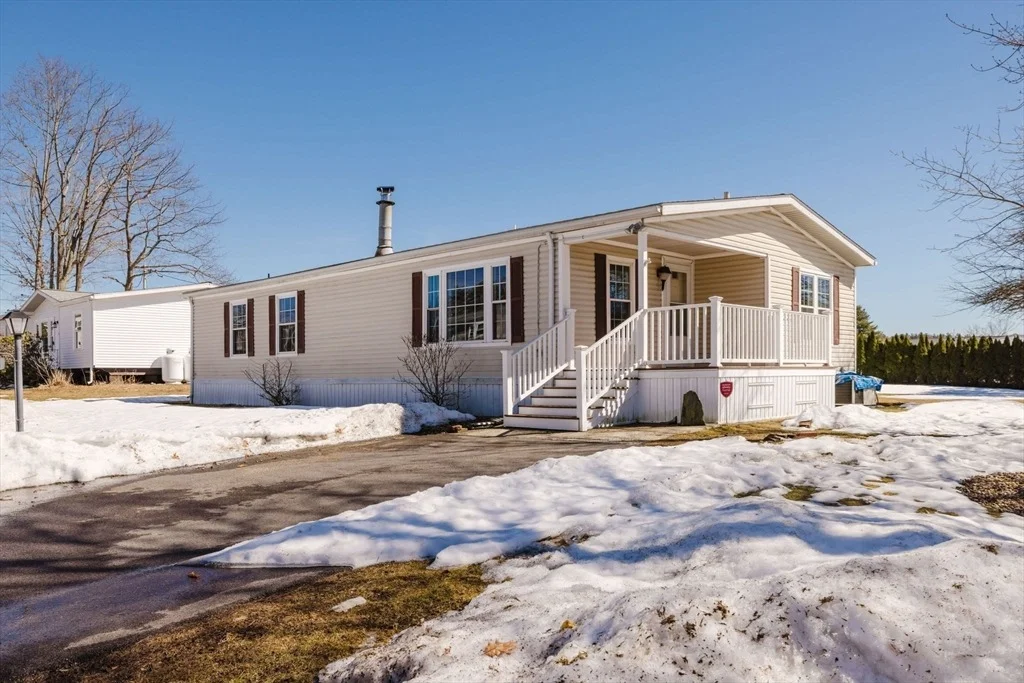 Photo of 4 Emerald Pl
