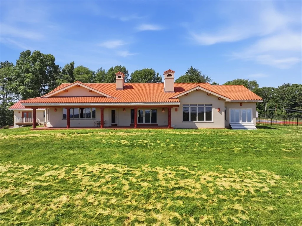 Photo of 5 Osgood Rd