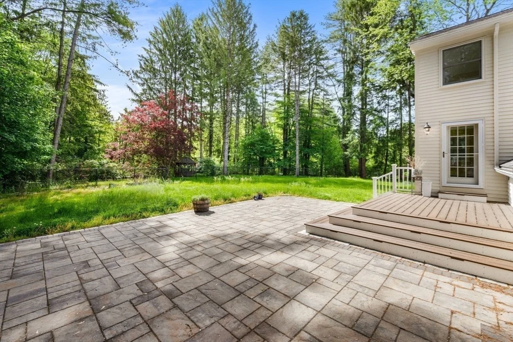 Photo of 30 Meadow Dr