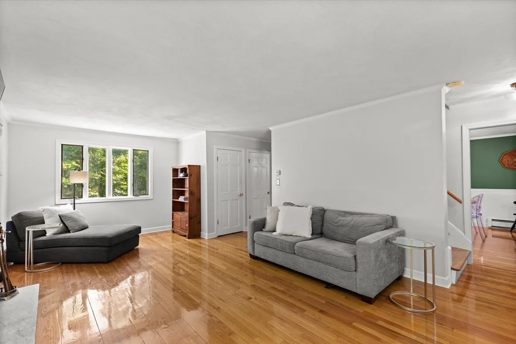Photo of 65 May St
