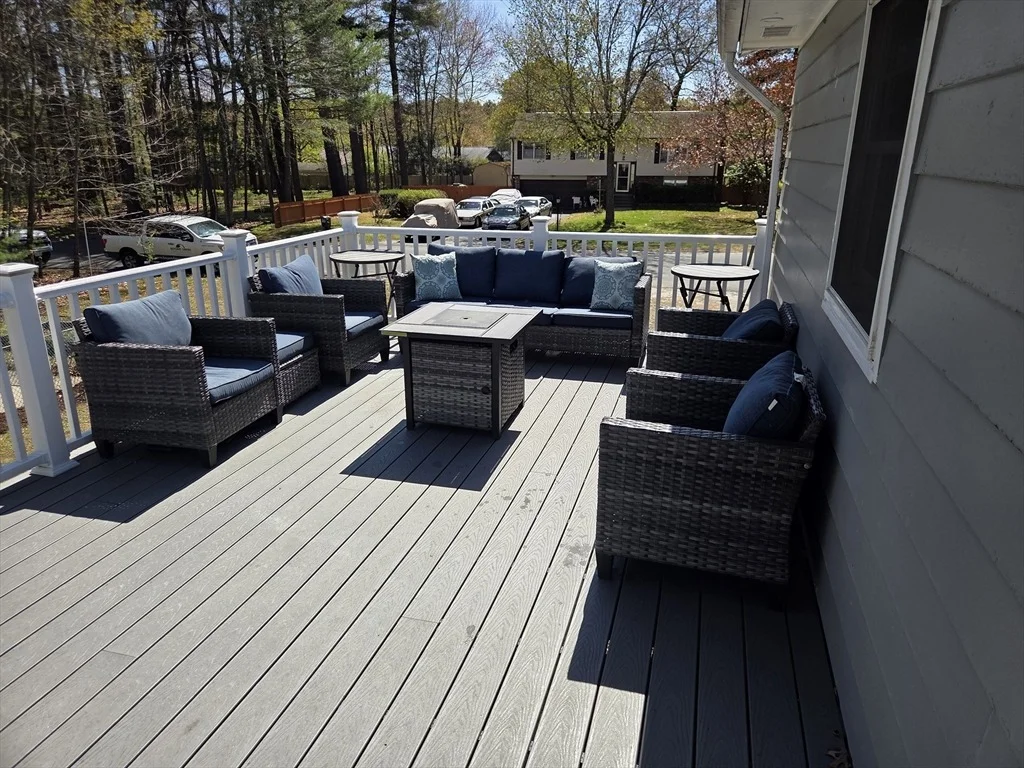 Photo of 166 Pomeroy Meadow Rd