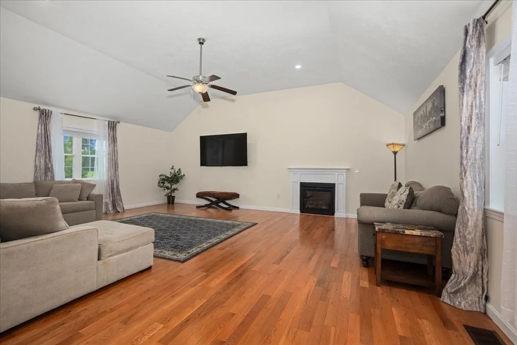 Photo of 3 Moore Dr