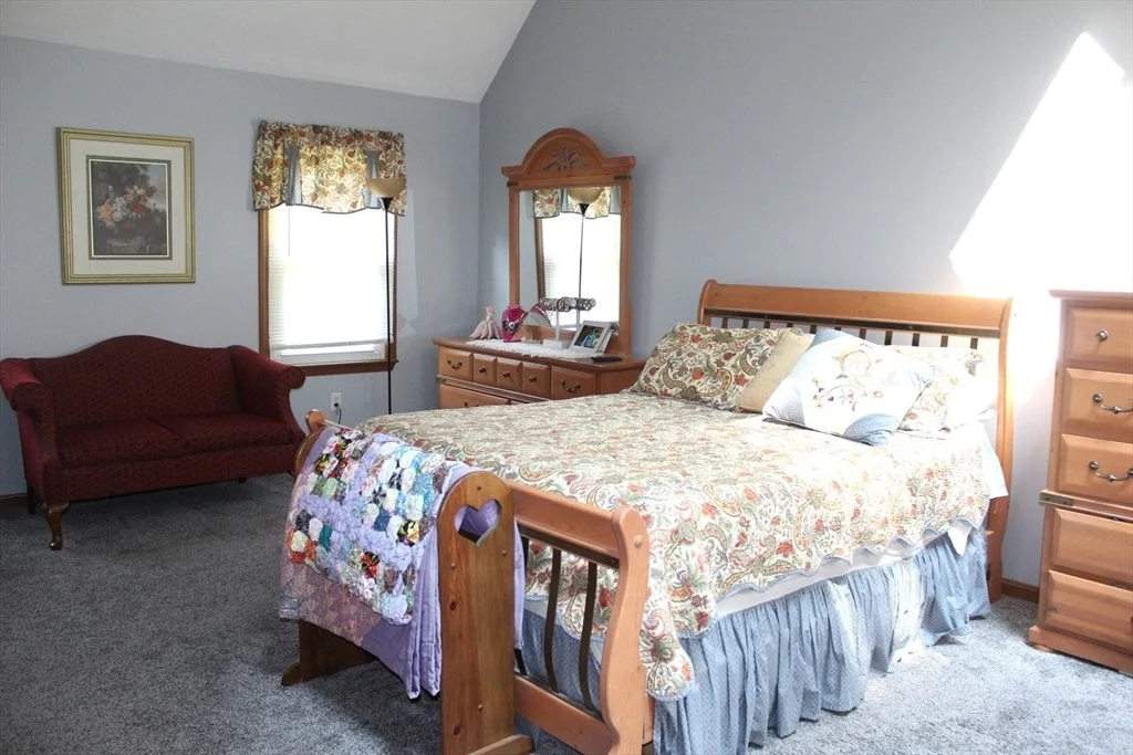 Photo of 3 Roger St