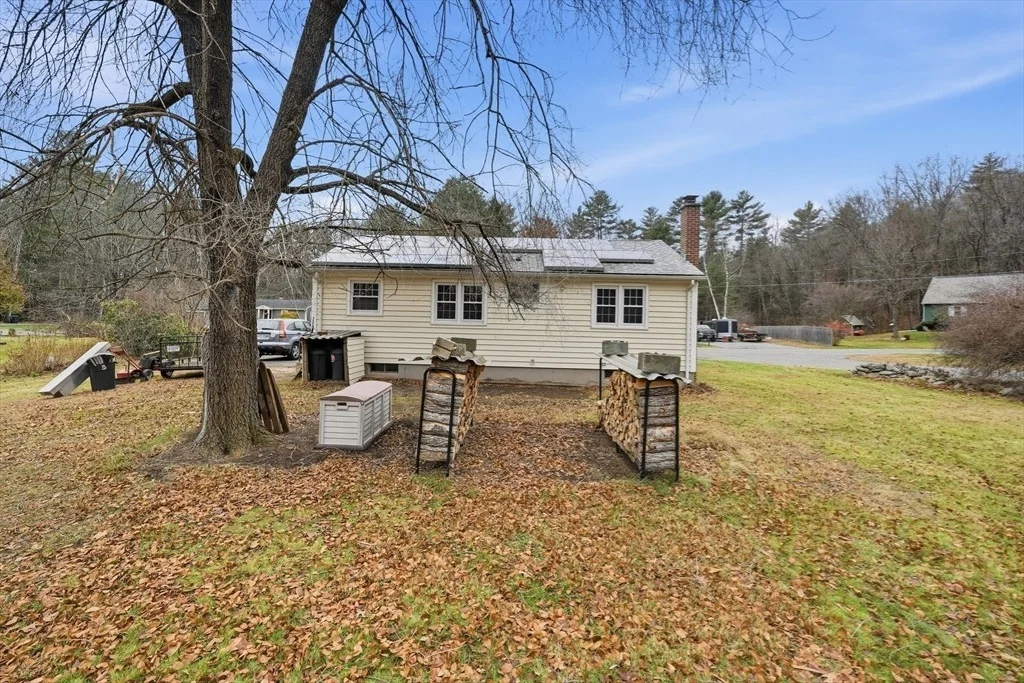 Photo of 8 Metacomet Cir