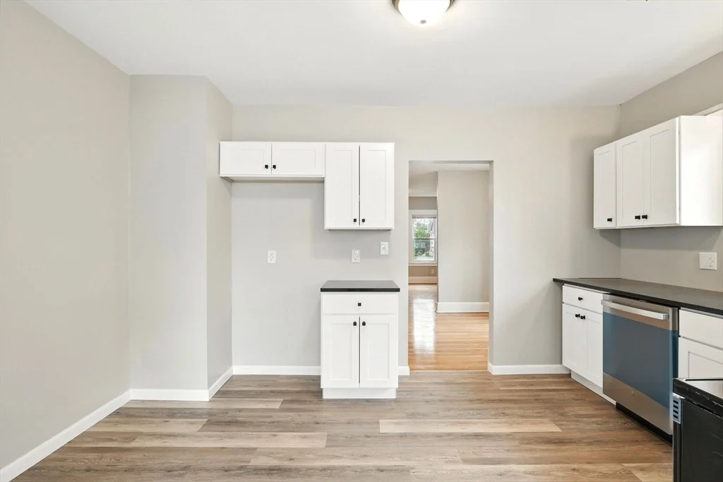 Photo of 26 Dwight Rd
