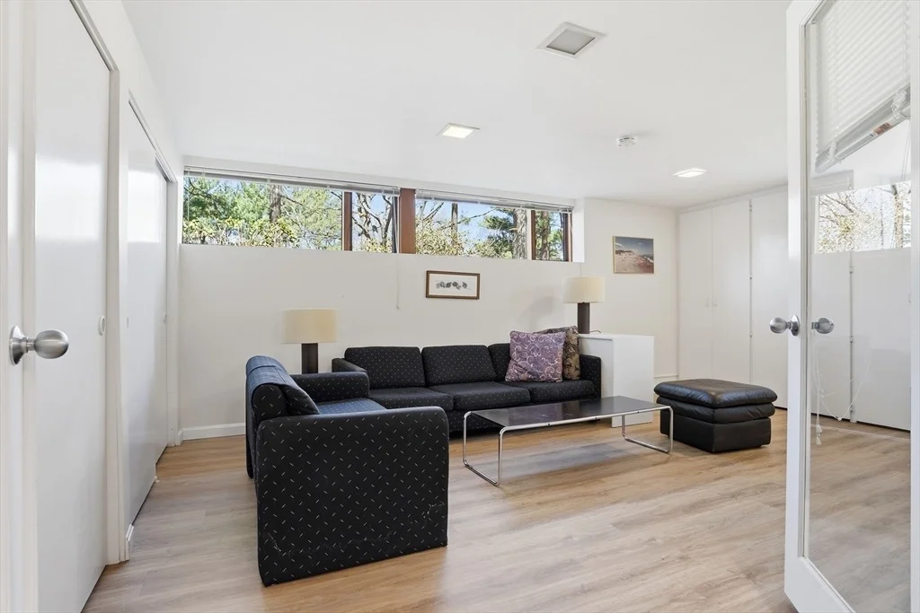 Photo of 32 Baskin Road
