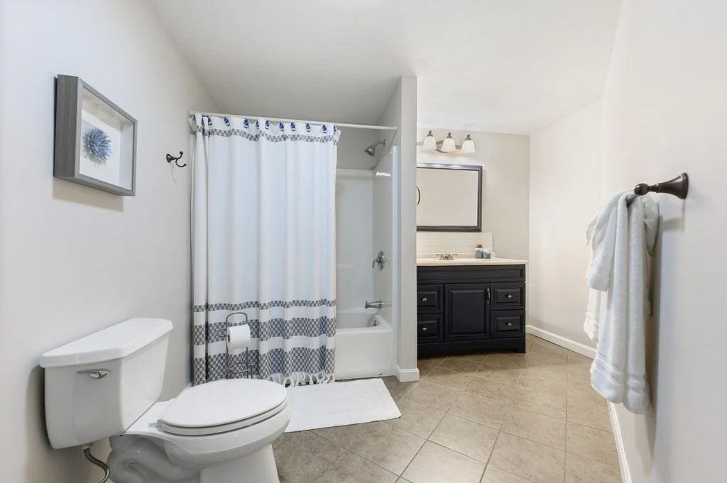 Photo of 11 Halyard Cir