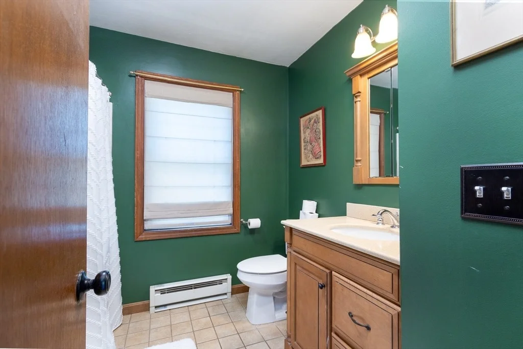 Photo of 246 Torrey Rd