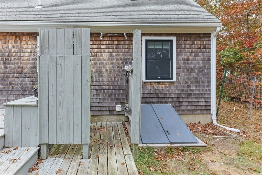 Photo of 30 Mayflower Rd