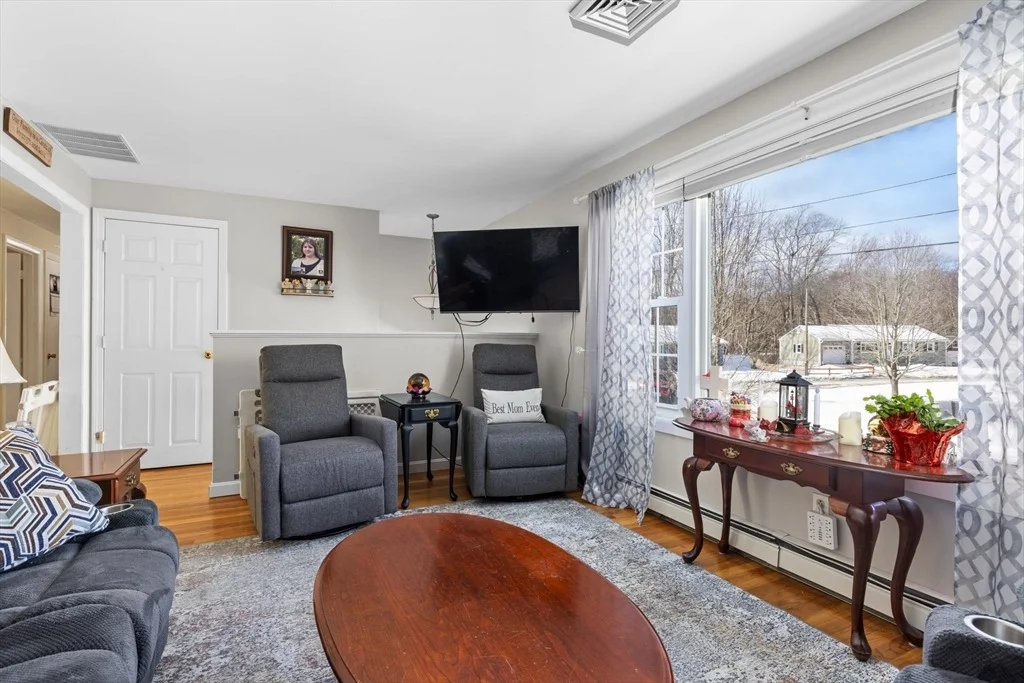 Photo of 85 Marion Ave