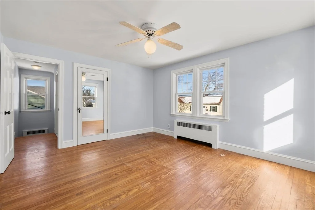 Photo of 25 Newfield Ave