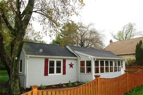 Photo of 27 Monroe Ave.
